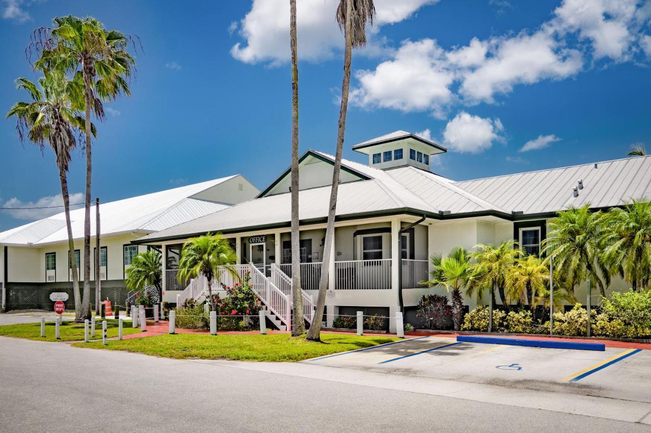 Ivey House Everglades Adventures Hotel Exterior photo